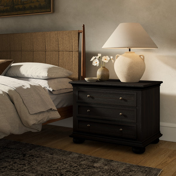 Geoffrey nightstand