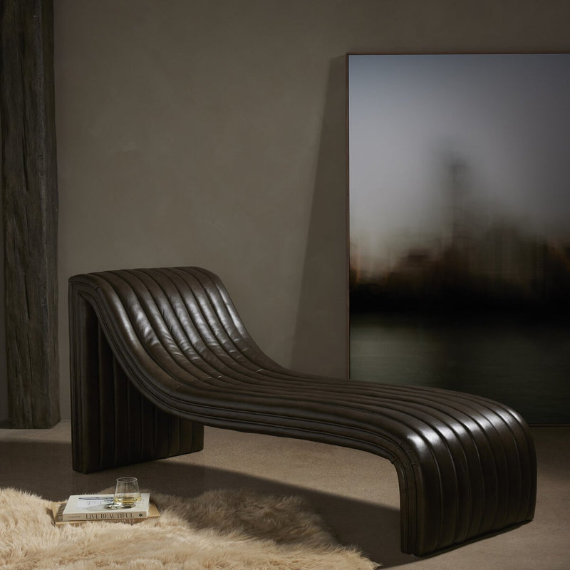 Augustine Chaise