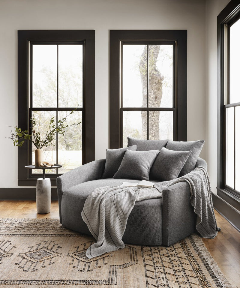 Chloe Media Lounger – HOWSE