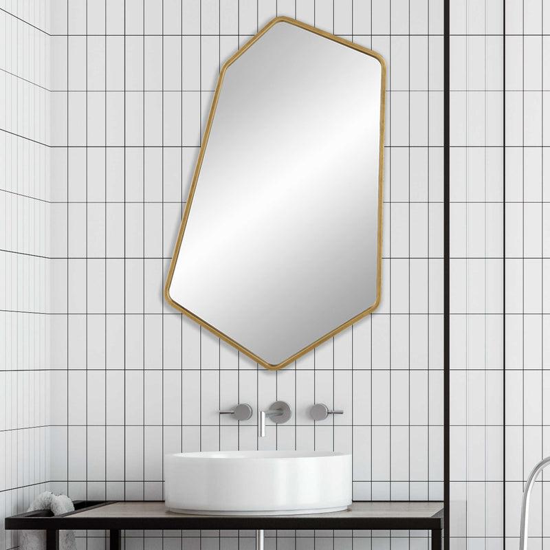 Linneah Mirror